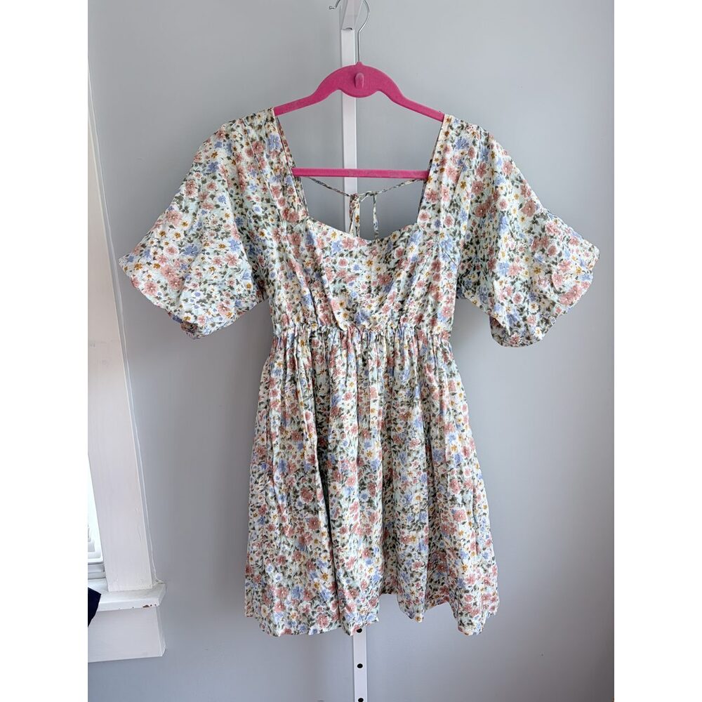 Mable Floral Puff Sleeve Smocked Mini Dress Size M Cottagecore - Picture 2 of 8